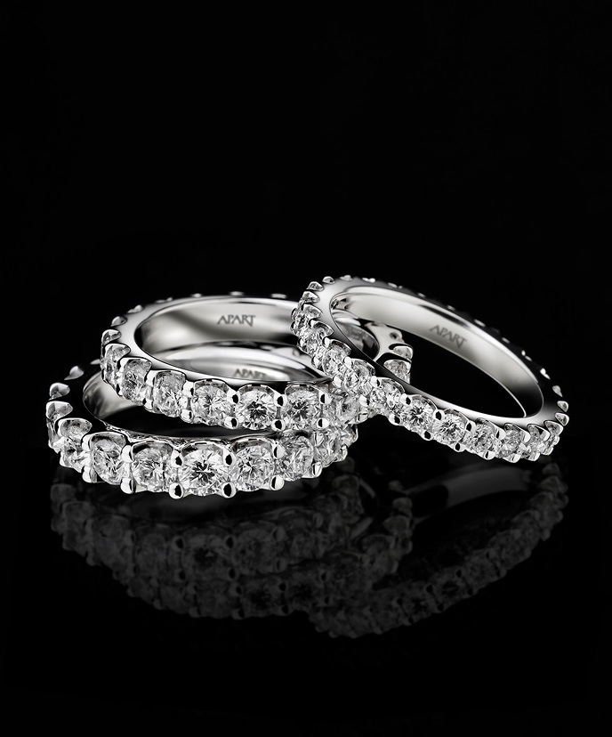 White gold rings with diamonds - Eternity